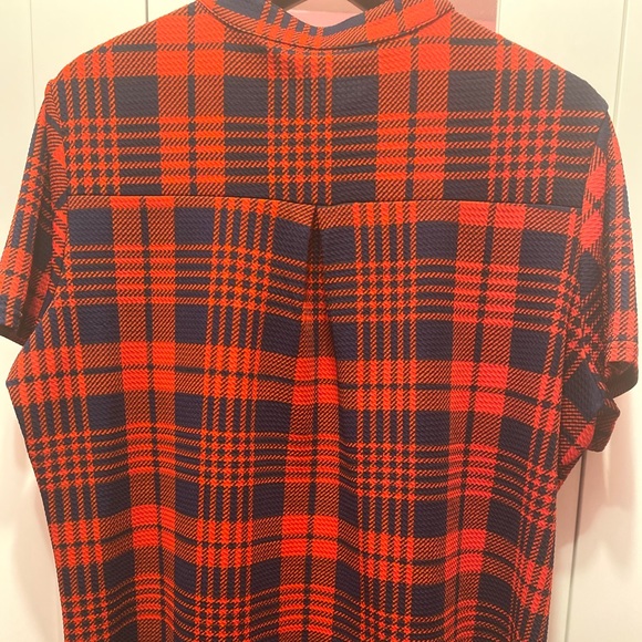 Red and dark blue fashion top - Picture 2 of 4